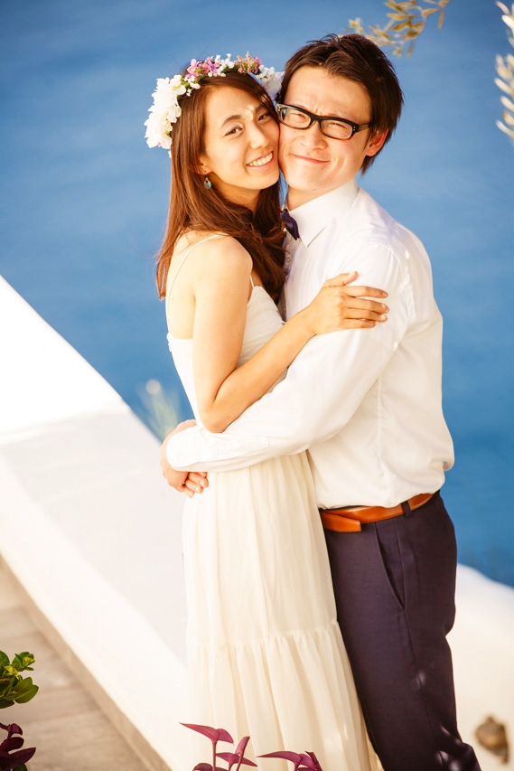 Wedding photoshoot in Santorini