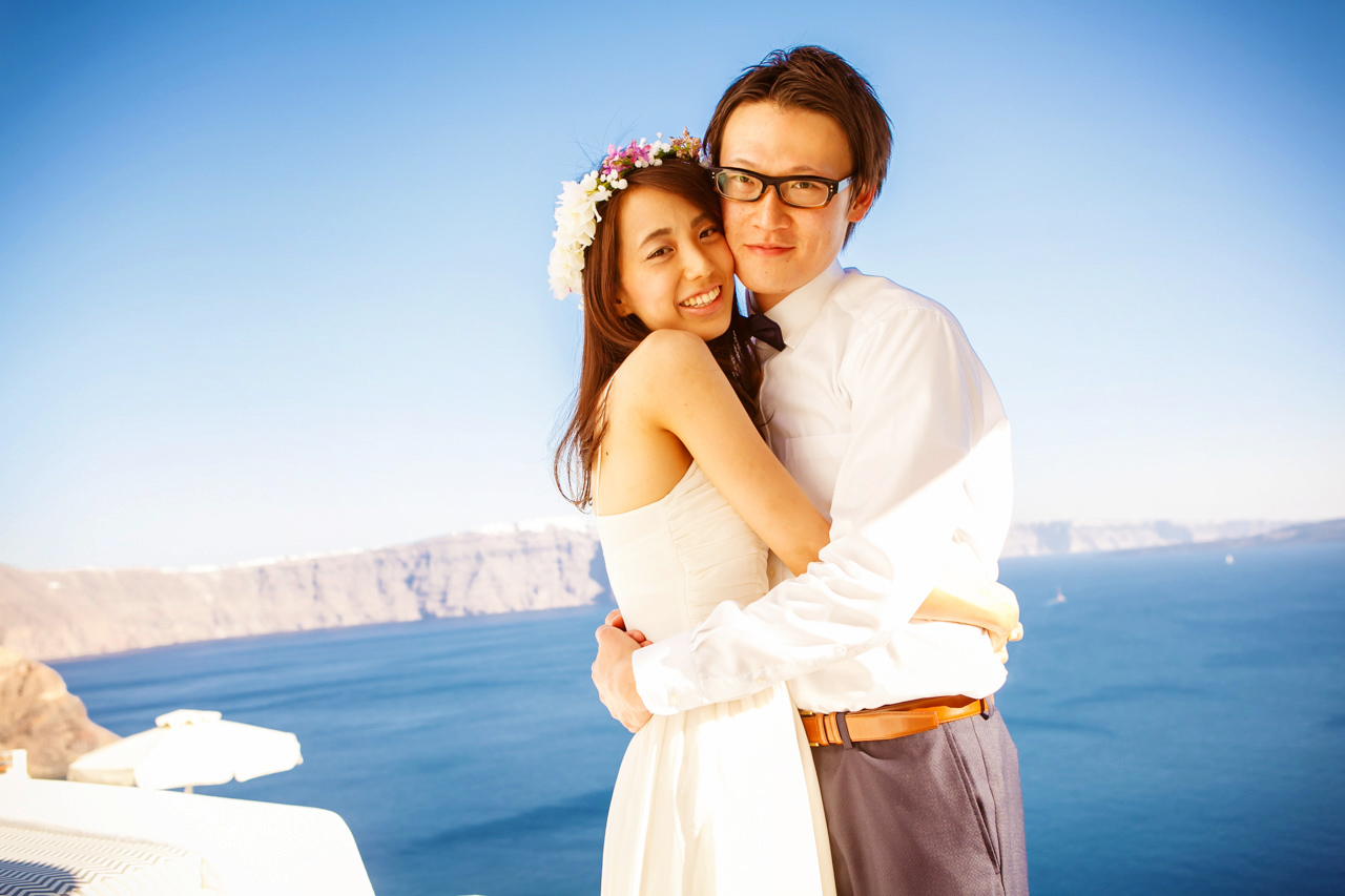 Wedding photoshoot in Santorini